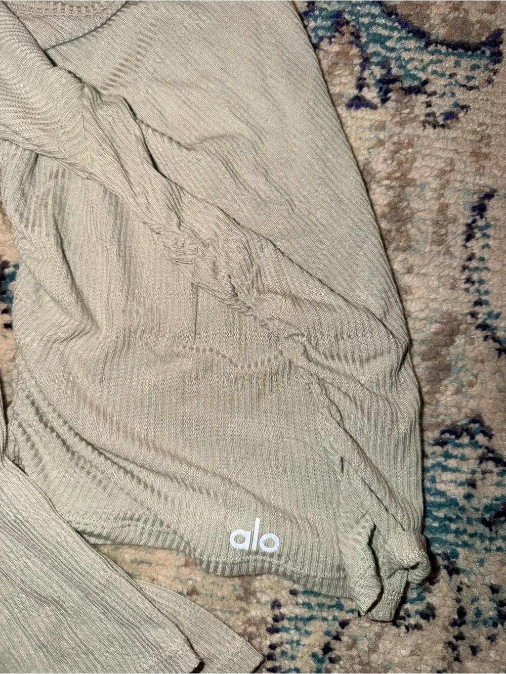 alo yoga ribbed long sleeve top